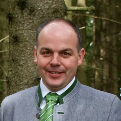 AlexanderKronsteinerTischler_holzquelle